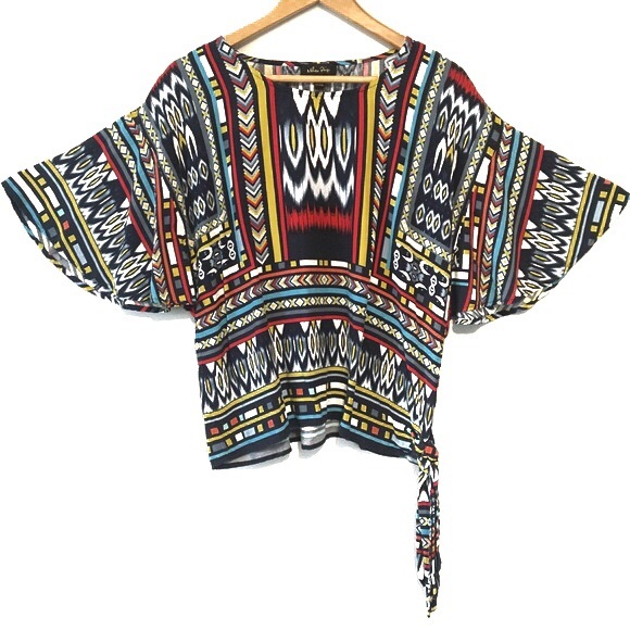 Melissa Paige Tops - EUC MELISSA PAIGE Boho TribalPrint FlareSleeve Top
